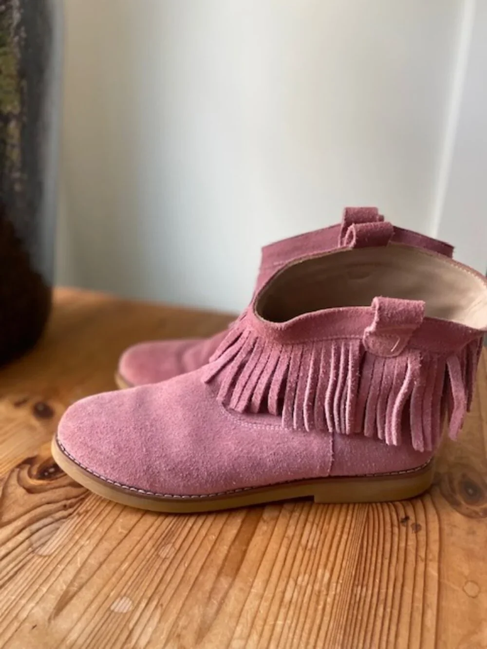 Elephantito Pink Suede Fringe Boots Girls 6
